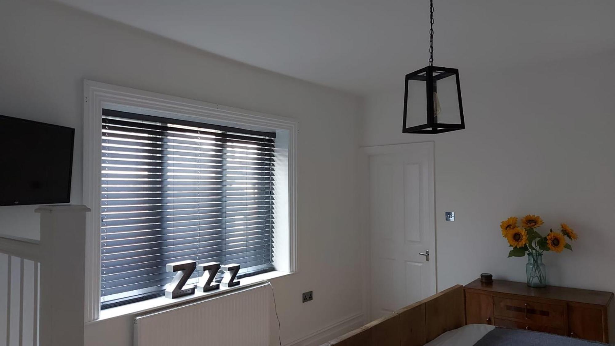 Superking Size Centre En-suite + Parking Homestay Preston (Lancashire)